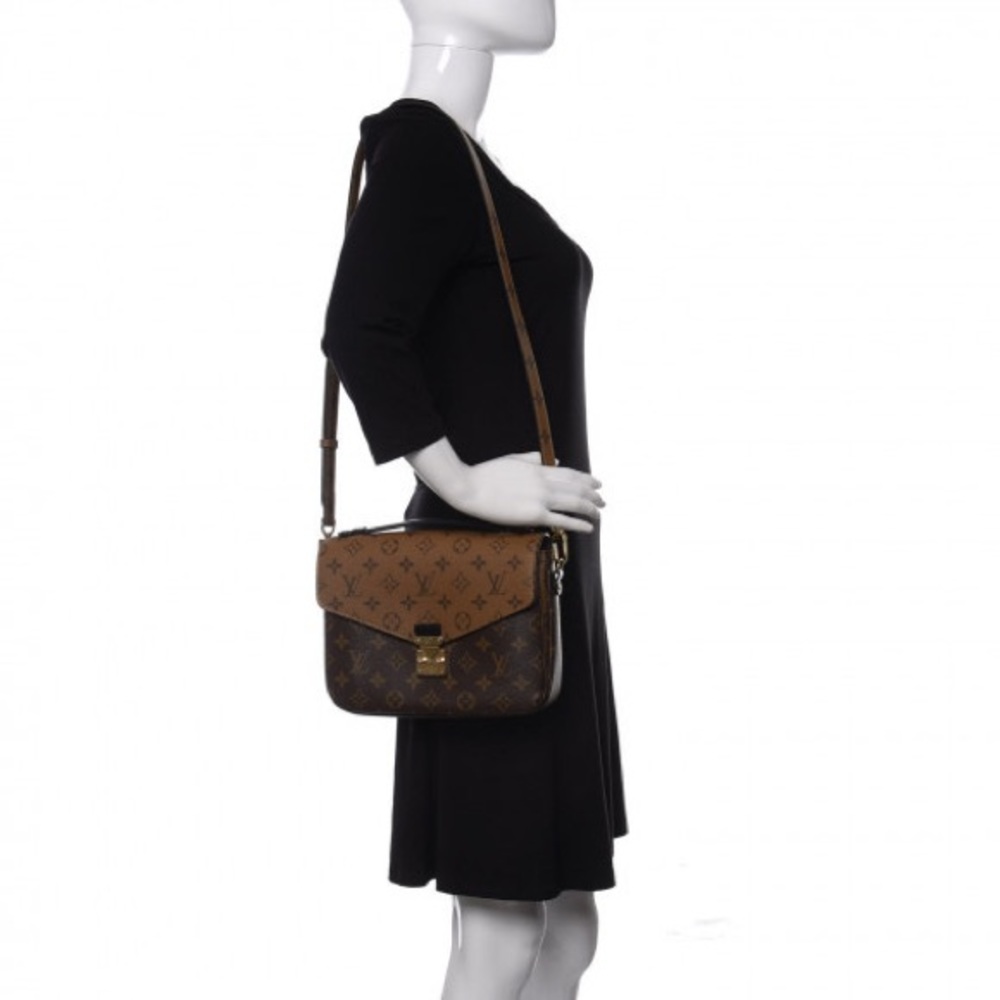 Full Set Louis Vuitton Reverse Monogram Pochette … - image 2